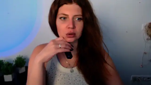 חדר צ'אט בשידור חי של Lizzy_Love