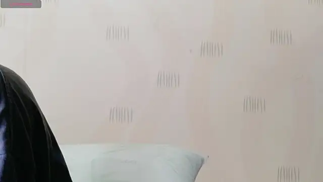 yourcuteneighbourr чат на живо