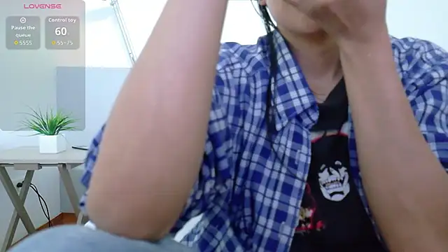 yourcuteneighbourr Live Chatraum