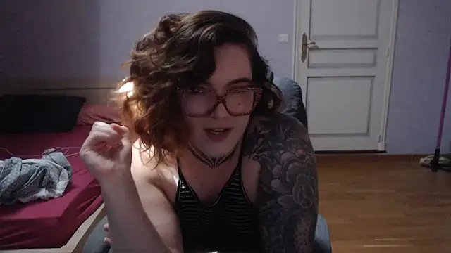Živá chatovací místnost MashapinkX