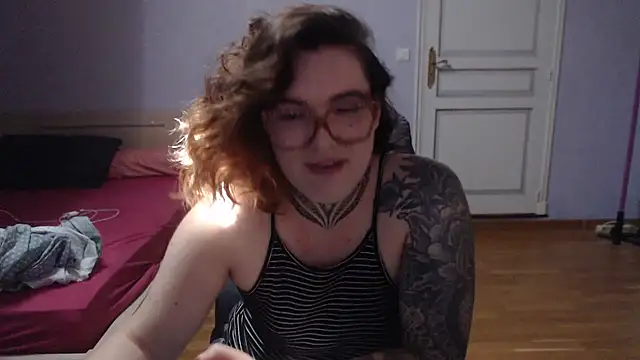 Živá chatovací místnost MashapinkX