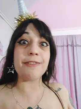 Belu_bunny Adlı Modelin Canlı Sohbet Odası