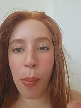 Olesya5 Adlı Modelin Canlı Seks Kamerası Şovu
