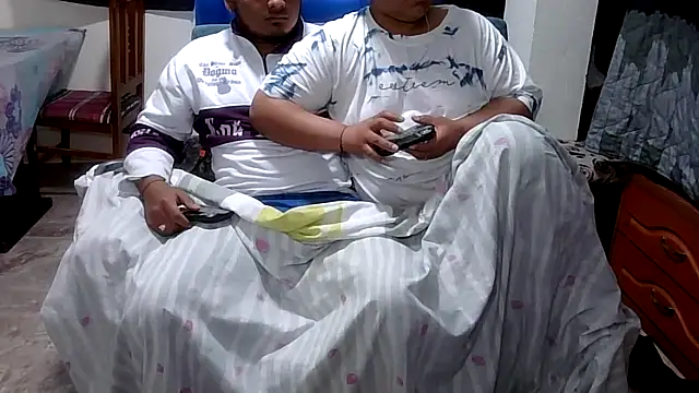 Boycuriousxxx Live Chatraum