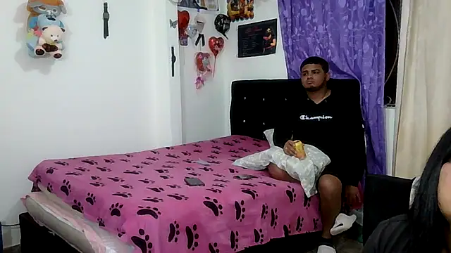 Boycuriousxxx Live Chatraum