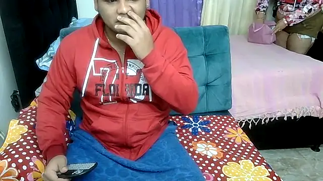 Chatroom en direct de Boycuriousxxx