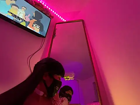 Chat soba uživo modela Onlypawzz