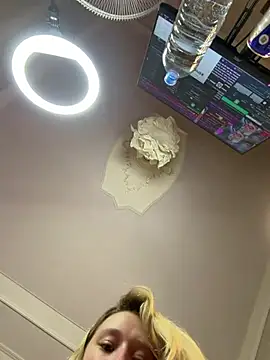 Živá chatovací místnost JessRosen