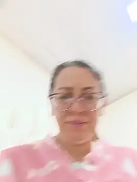 Živá chatovací místnost miss_hanna07