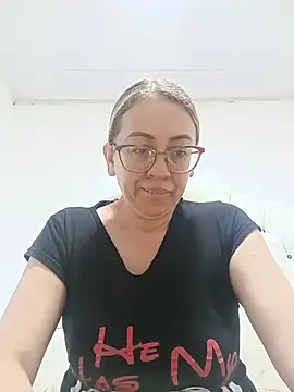 Živá chatovací místnost miss_hanna07