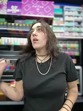 ThicBunz élő chatszobája