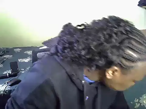 Sexiebony12 Adlı Modelin Canlı Sohbet Odası