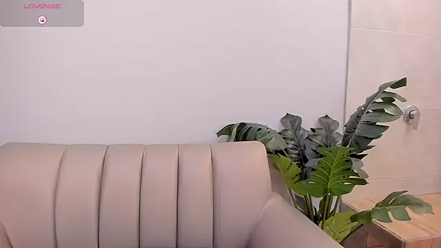janecullen Adlı Modelin Canlı Sohbet Odası