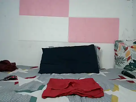 BIGTITTISXXX чат на живо