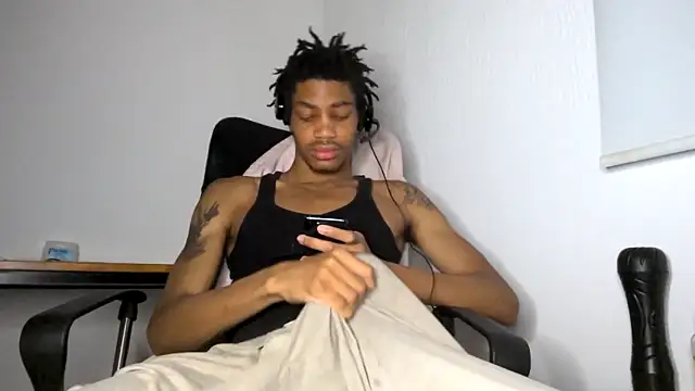 BlackBullTitus – live chatrum