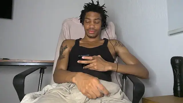 BlackBullTitus Cameră chat live