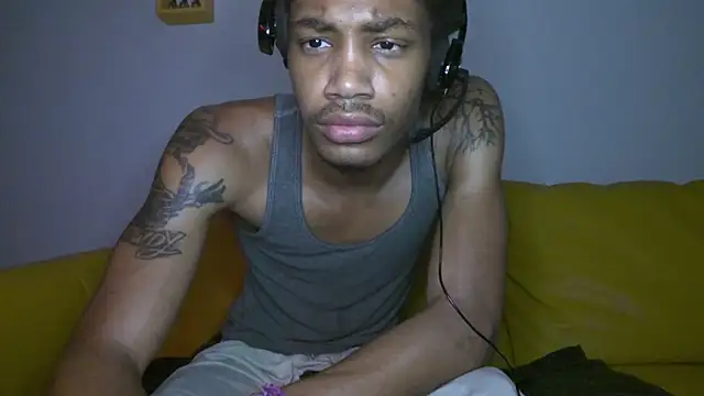 BlackBullTitus' Live Chat Room