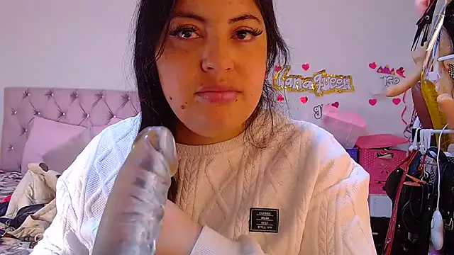 lanaqueen699 – live chatrum