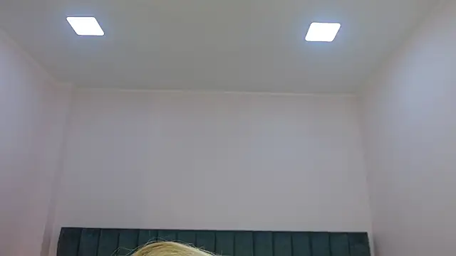 ห้องแชทสดของ april_bunnyy