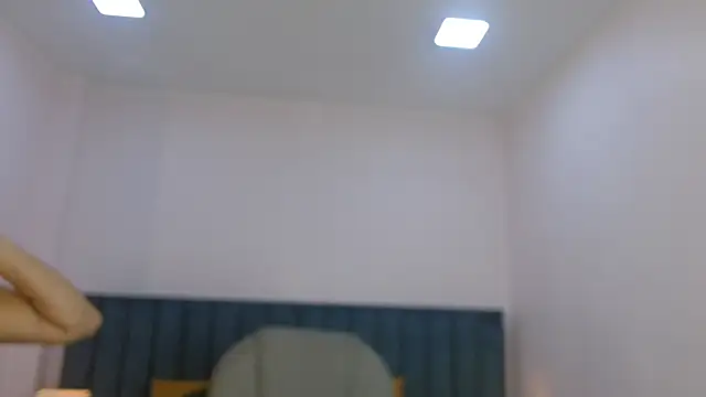 april_bunnyy live-chat rom