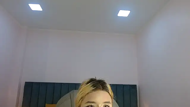Bilik Sembang Langsung april_bunnyy