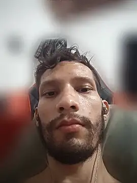 LucasMarcelo85's Live Sex Cam Show