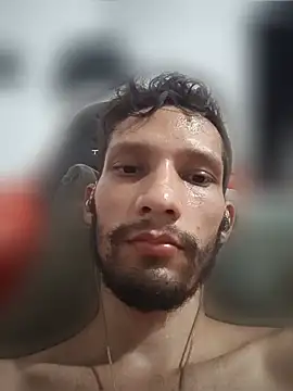 LucasMarcelo85 Show di sesso, in cam, in diretta