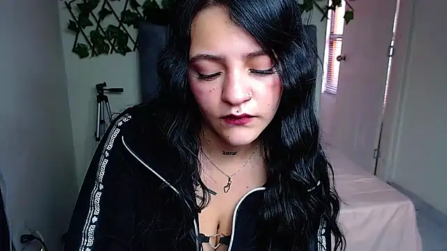 Violettasquirt Live Chatrum