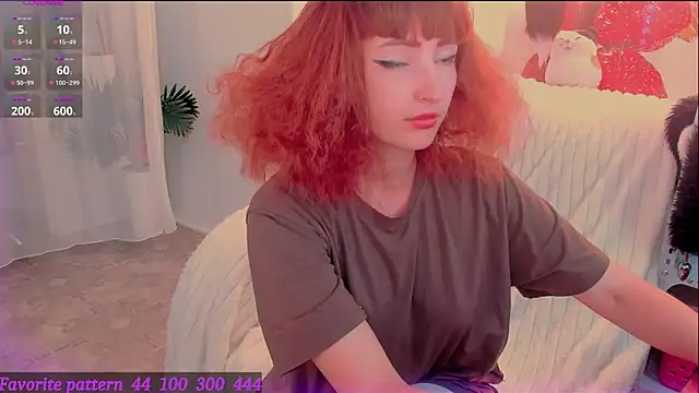 Živá chatovací místnost Elli3cat