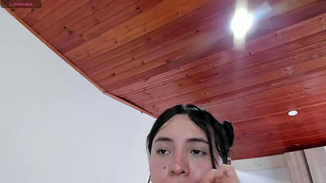 Živá chatovací místnost Cuty_sexy_hot