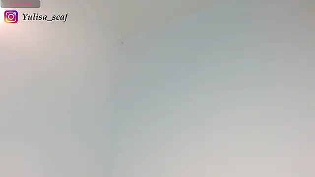 yulissa18 Adlı Modelin Canlı Sohbet Odası