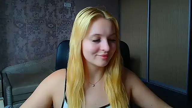 Milka_kiss_'s Live Chat Room