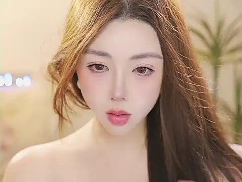 חדר צ'אט בשידור חי של Qiaoqiao__