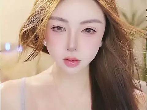 Qiaoqiao__'s Live Chat Room