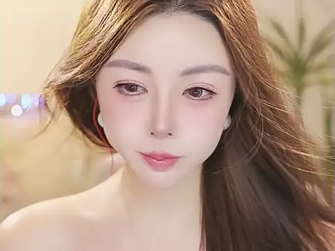 Qiaoqiao__'s Live Chat Room