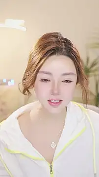 Qiaoqiao__ Cameră chat live