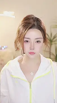 חדר צ'אט בשידור חי של Qiaoqiao__