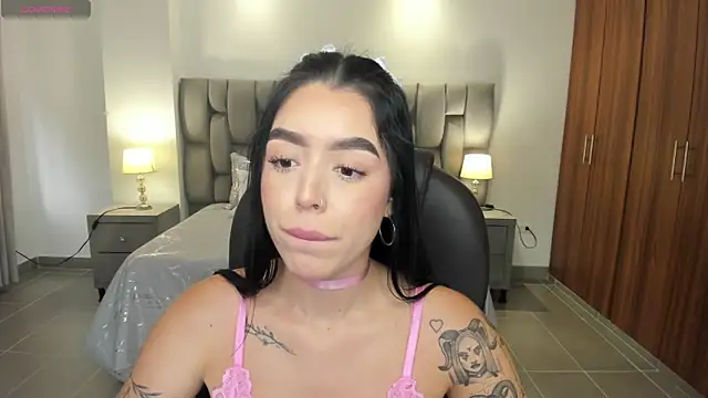 Phòng Chat Trực Tiếp zoee_jackson