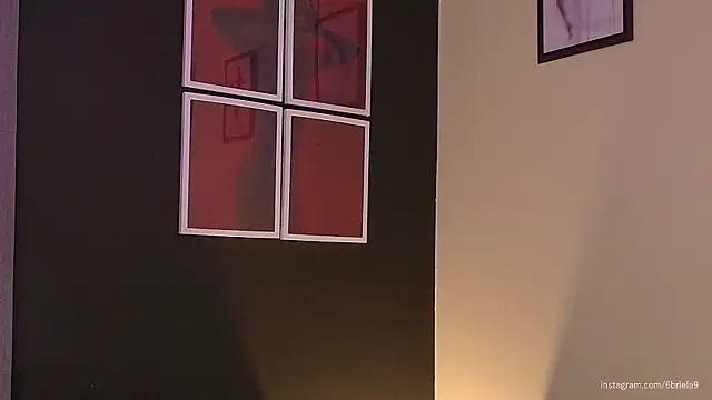 6Briela9_ Cameră chat live