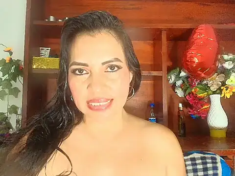 Natasha_Montero_ Adlı Modelin Canlı Sohbet Odası