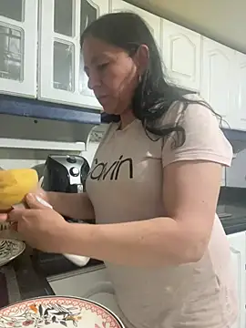 Freya_Artemisa чат на живо