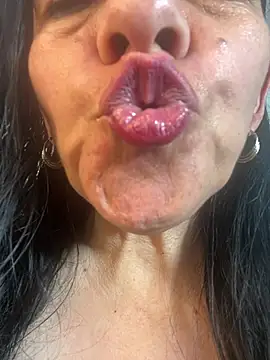 Freya_Artemisa чат на живо