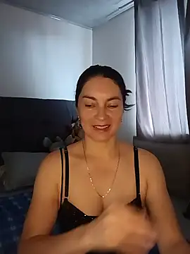 renata_hot1 – live chatrum