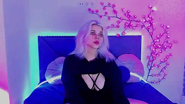 JoannLowe – Naživo XXX chat