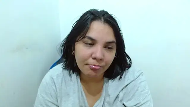 sinay024 Live Chatrum