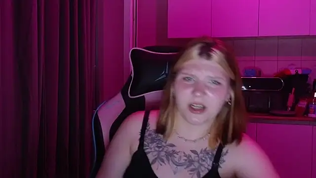 norinanakaluu Live chatroom