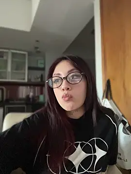 yourdreamgirl11 – live chatrum