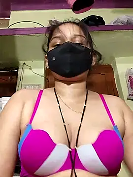 Živá chatovací místnost Priyanka_30