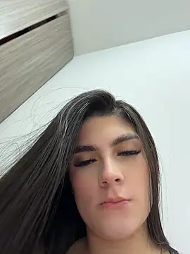 Amy-Saenz's Live Chat Room
