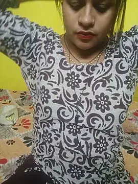 Princessroooh Adlı Modelin Canlı Sohbet Odası